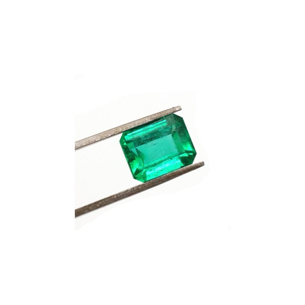 Colombian Natural Emerald Muzo Mining 2.54 Carats F2 Natural Beryl Octagonal